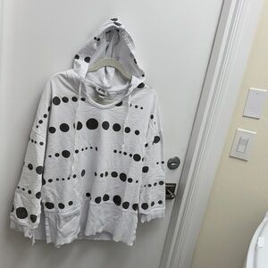 Adorable, white and gray polkadot hooded top